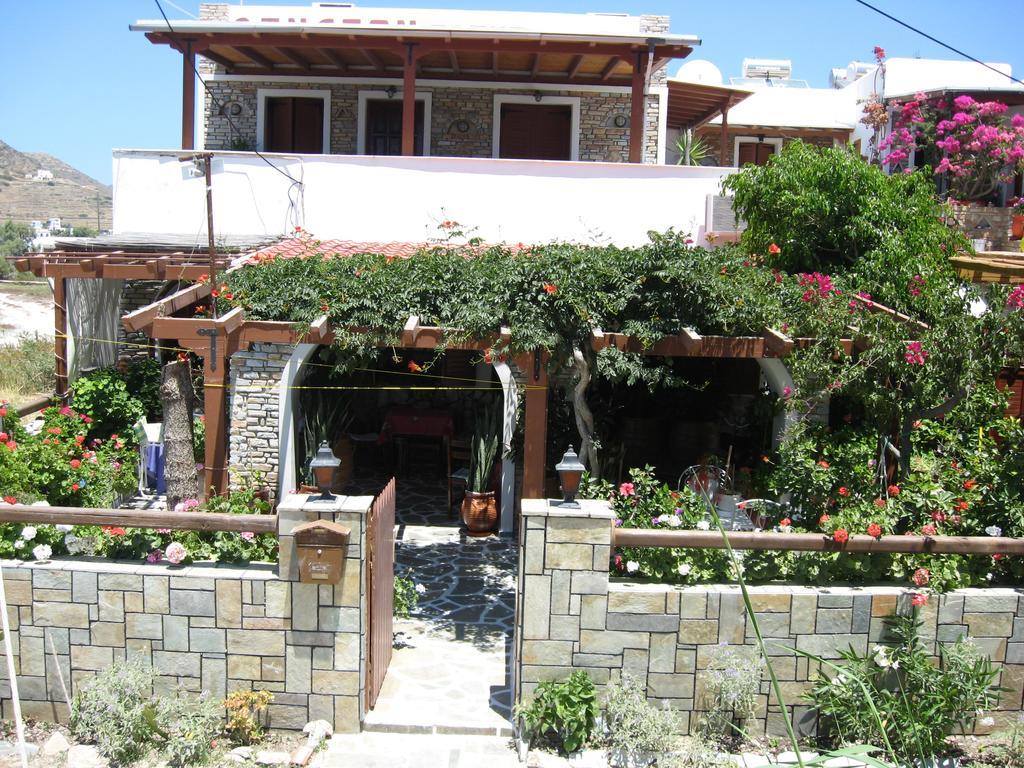 Pension Irini-Vicky Ios Exteriér fotografie